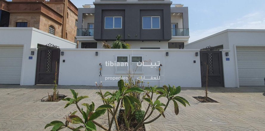 4 bedrooms Twin Villa in As Sib, Oman No. 53979