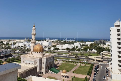 3 bedrooms Apartment in Al Khuwair, Oman No. 53943 8