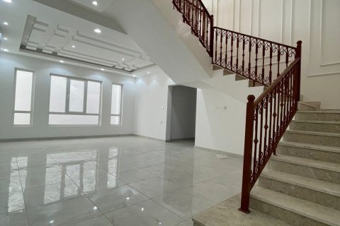 Villa de 4 dormitorios en Muscat, Oman No. 54434 4