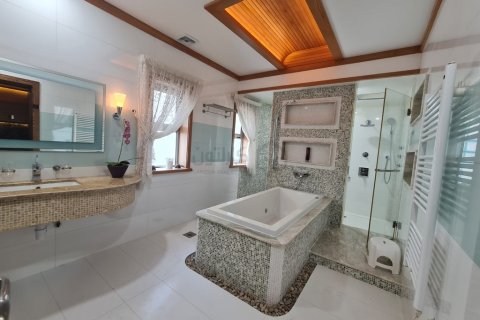 Villa de 4 chambres à Galali, Bahrain No. 62669 5