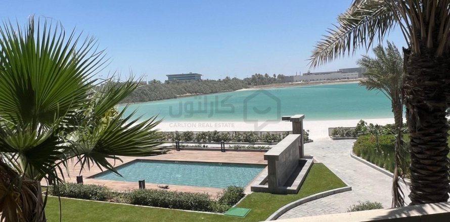 3 bedrooms Villa in Amwaj Islands, Bahrain No. 62668