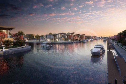 6 bedrooms Villa in Abu Dhabi, UAE No. 12079 16