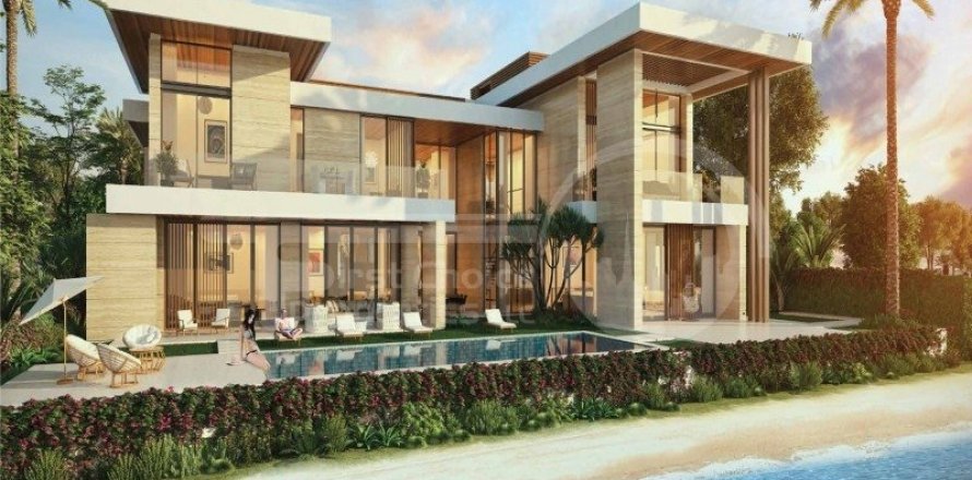 6 bedrooms Villa in Abu Dhabi, UAE No. 12079