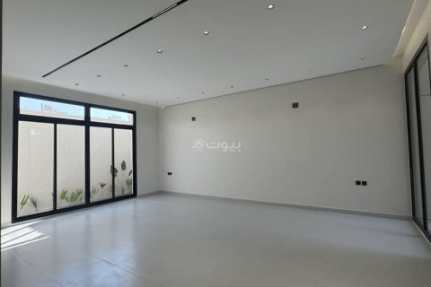 Villa de 5 dormitorios en Riyadh, Saudi Arabia No. 61763 18