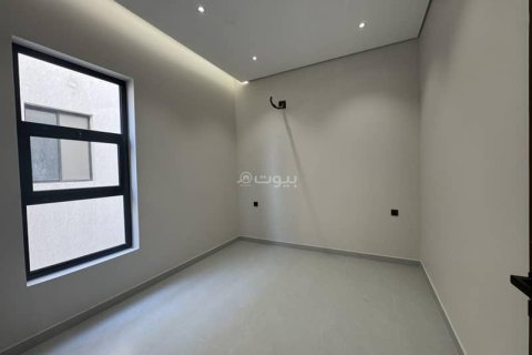 Villa de 5 dormitorios en Riyadh, Saudi Arabia No. 61763 30