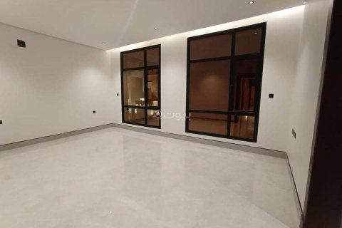 4 bedrooms Villa in Riyadh, Saudi Arabia No. 60358 14