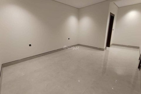 4 bedrooms Villa in Riyadh, Saudi Arabia No. 60358 19