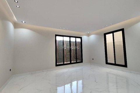 Villa de 5 chambres à Riyadh, Saudi Arabia No. 60356 6