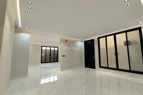 Villa de 5 chambres à Riyadh, Saudi Arabia No. 60356 11