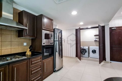 3 bedrooms Apartment in Manama, Bahrain No. 58767 4