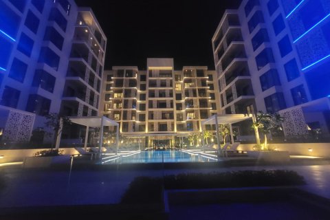 Apartment de 2 dormitorios en Muscat, Oman No. 54240 3