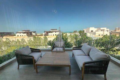 Villa de 3 dormitorios en Ghantoot, UAE No. 55900 3