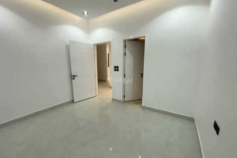 9 bedrooms Villa in Riyadh, Saudi Arabia No. 60030 9