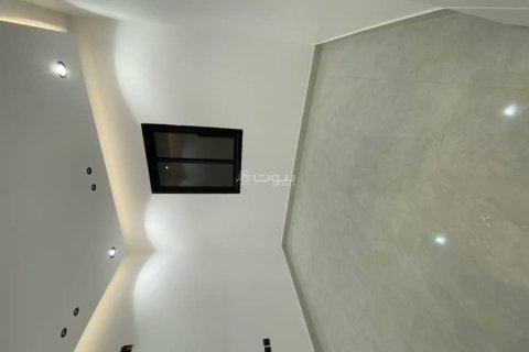 9 bedrooms Villa in Riyadh, Saudi Arabia No. 60030 6
