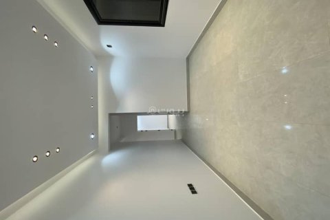 9 bedrooms Villa in Riyadh, Saudi Arabia No. 60030 17