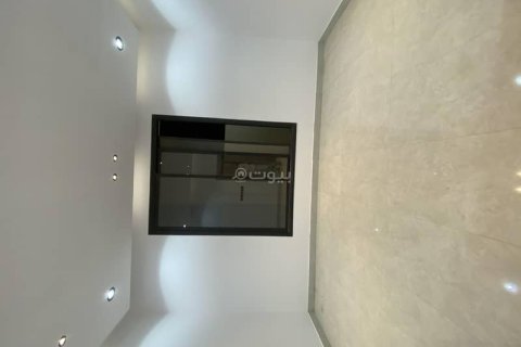 9 bedrooms Villa in Riyadh, Saudi Arabia No. 60030 20