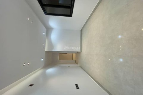 9 bedrooms Villa in Riyadh, Saudi Arabia No. 60030 23