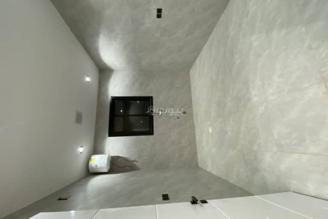 9 bedrooms Villa in Riyadh, Saudi Arabia No. 60030 22