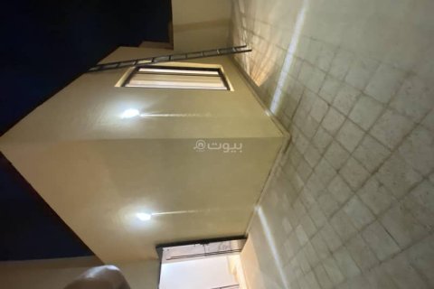 9 bedrooms Villa in Riyadh, Saudi Arabia No. 60030 14