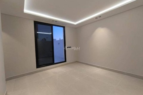 Villa de 5 dormitorios en Riyadh, Saudi Arabia No. 60034 13