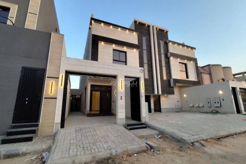 3 bedrooms Apartment in Riyadh, Saudi Arabia No. 60033