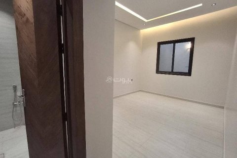 5 bedrooms Apartment in Riyadh, Saudi Arabia No. 60412 9