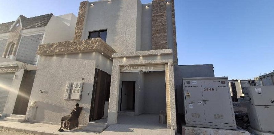 5 bedrooms Apartment in Riyadh, Saudi Arabia No. 60412