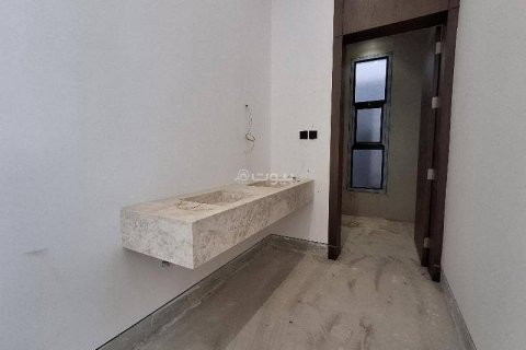 Villa de 6 dormitorios en Riyadh, Saudi Arabia No. 60413 17