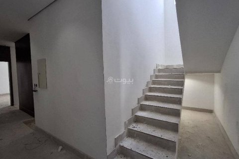 Villa de 6 dormitorios en Riyadh, Saudi Arabia No. 60413 15