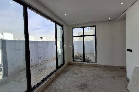 Villa de 6 dormitorios en Riyadh, Saudi Arabia No. 60413 16