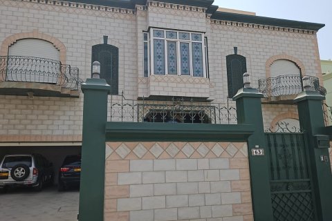 6 bedrooms Commercial Villa in Muscat, Oman No. 54824