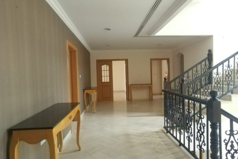 Townhouse de 6 dormitorios en Muscat, Oman No. 54825 15
