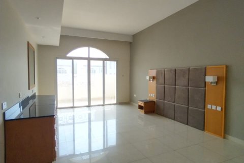 Townhouse de 6 dormitorios en Muscat, Oman No. 54825 11