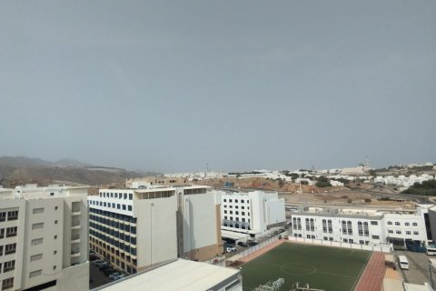 Townhouse de 6 dormitorios en Muscat, Oman No. 54825 14