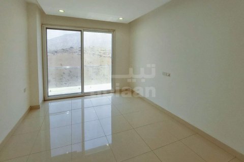 Apartment de 2 dormitorios en Bawshar, Oman No. 53669 4