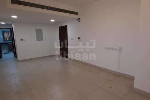 Apartment de 2 dormitorios en Muscat, Oman No. 53665 3