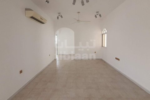 Apartment de 3 dormitorios en Muscat, Oman No. 53668 8