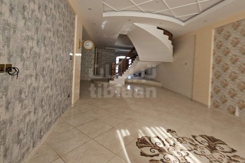 Villa Jumelée de 6 chambres à Al Ansab, Oman No. 53664 4