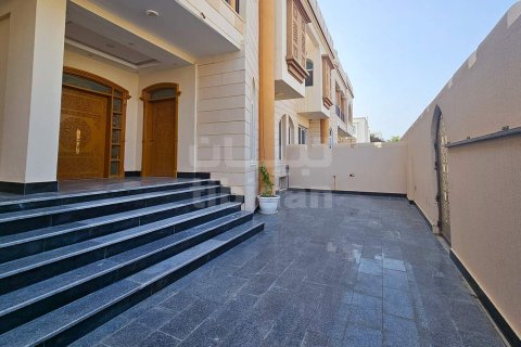 Villa Jumelée de 6 chambres à Al Ansab, Oman No. 53664 3