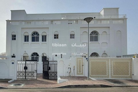 6 bedrooms Twin Villa in Muscat, Oman No. 53811