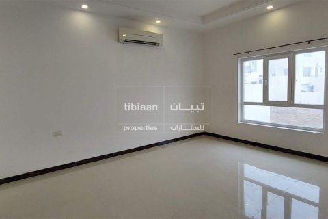 400m² Villa in Al Ansab, Oman No. 53807 8