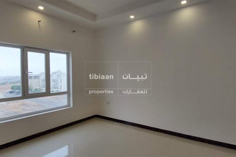 400m² Villa in Al Ansab, Oman No. 53807 11