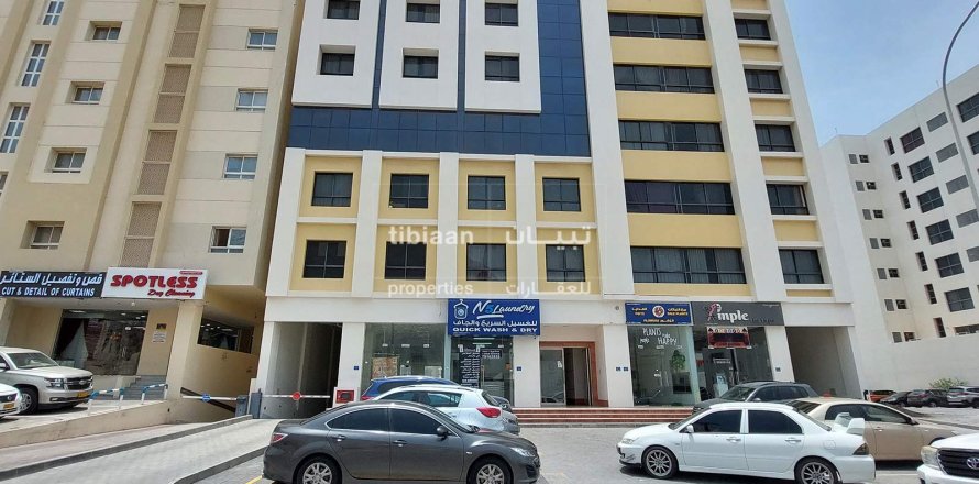 415m² Shop in Bawshar, Oman No. 53808