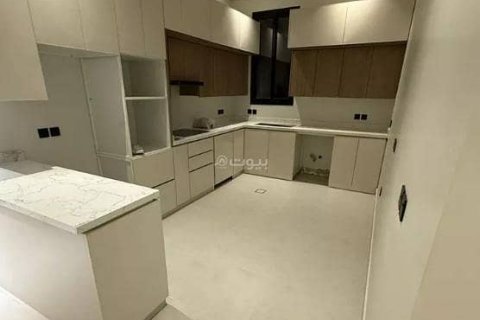 4 bedrooms Apartment in Riyadh, Saudi Arabia No. 98753