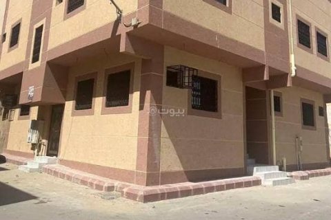 157m² Building in Riyadh, Saudi Arabia No. 98755 3