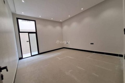 Villa de 4 chambres à Riyadh, Saudi Arabia No. 99545 5