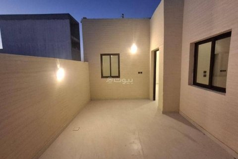 4 bedrooms Apartment in Riyadh, Saudi Arabia No. 99544