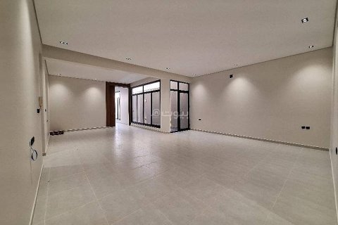 5 bedrooms Apartment in Riyadh, Saudi Arabia No. 60346 11