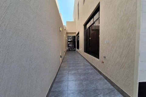 5 bedrooms Apartment in Riyadh, Saudi Arabia No. 60346 5