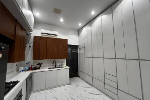Вилла с 5 спальнями в Эр-Рияд, Саудовская Аравия №60348 12